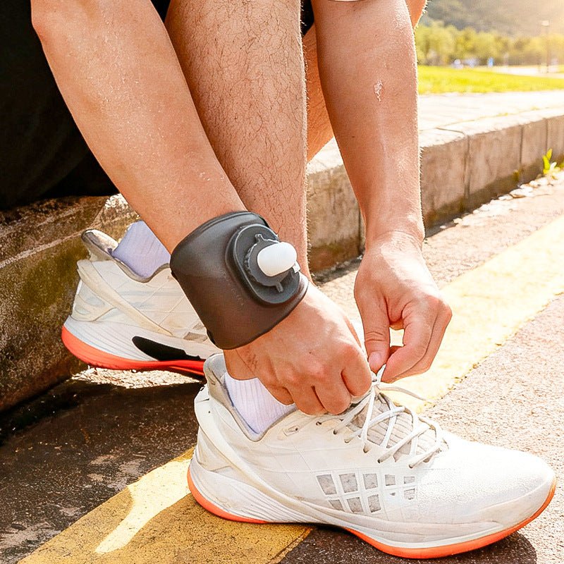 200ml Wrist Running Bottle Main|Yiran Sportslife